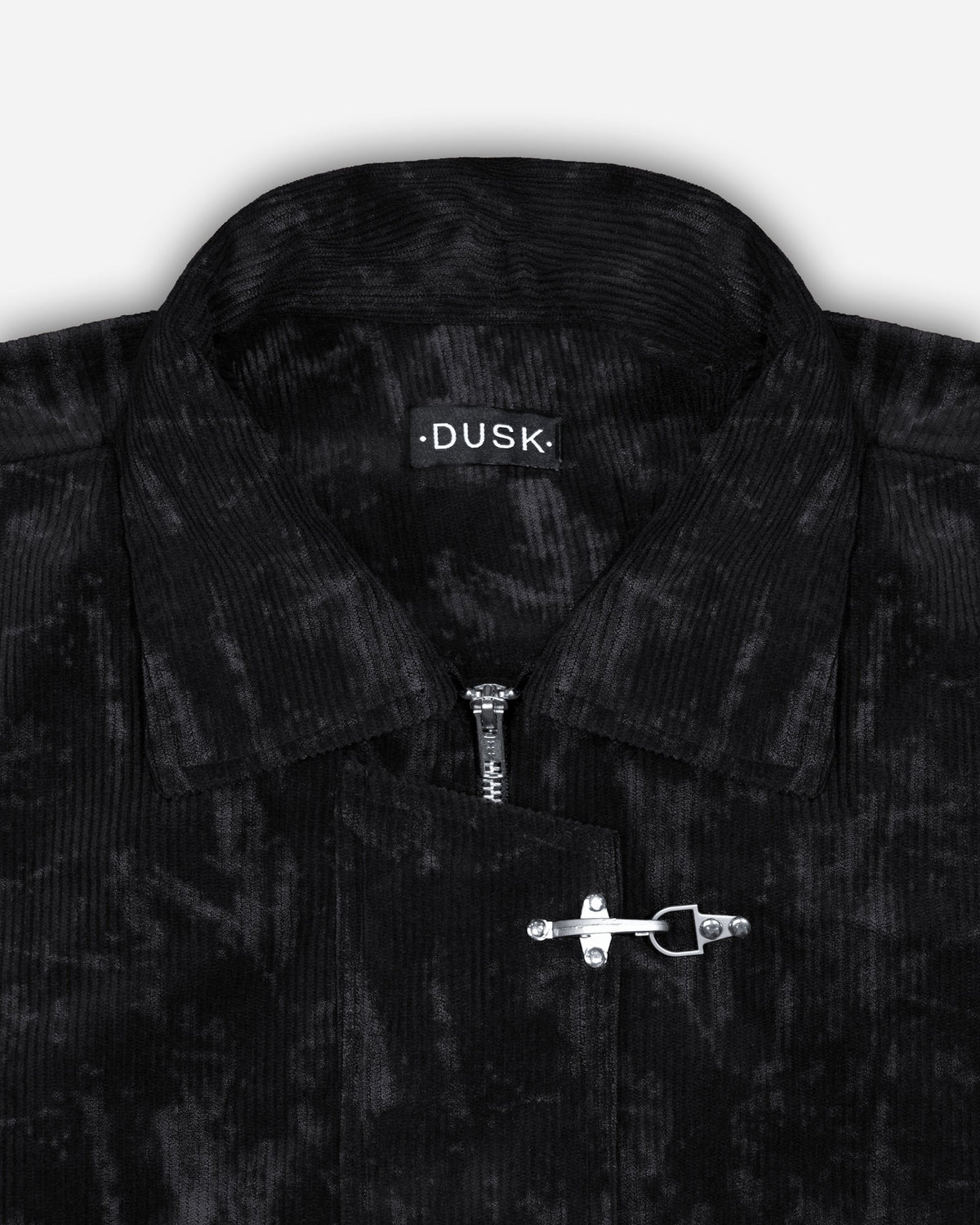 Black / M