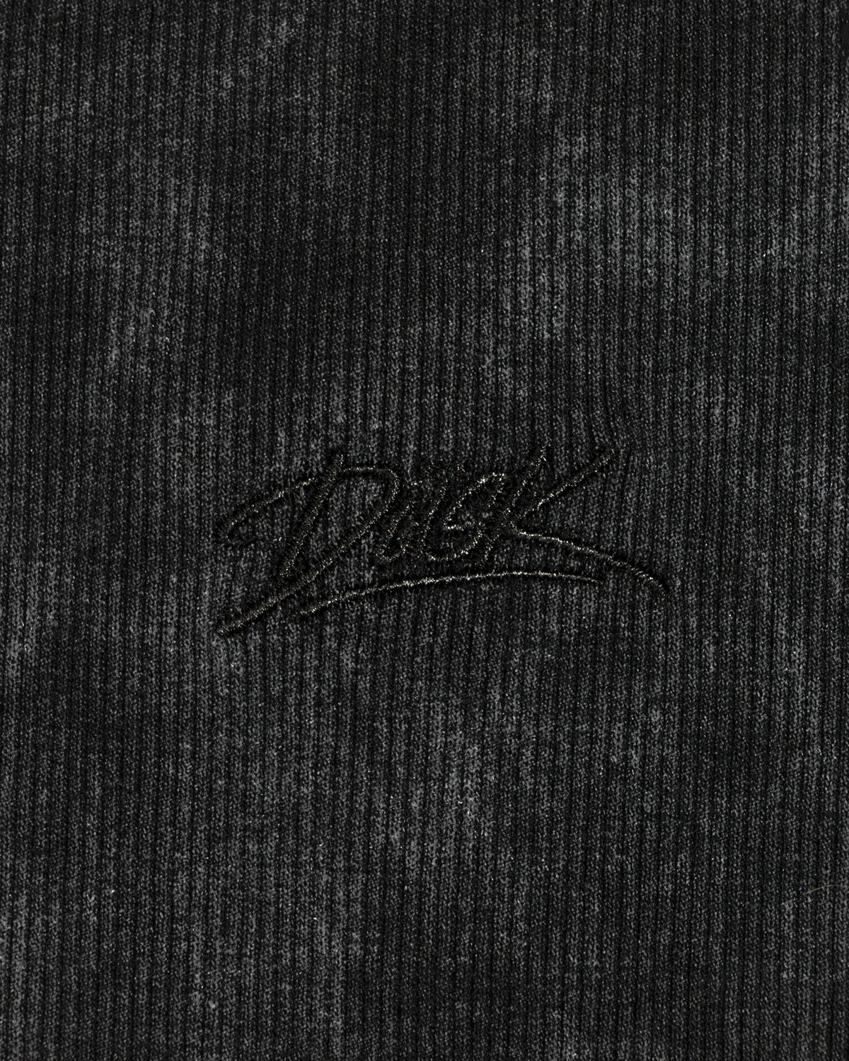 DUSK Body Fit Tank Top — Black